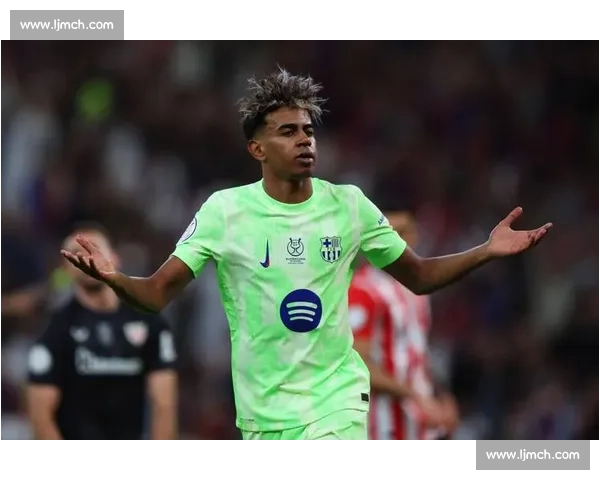 加泰媒曝内讧疑云:拉什福德批亚马尔言论,巴萨队友私下指责 加泰媒曝内讧疑云:拉什福德批亚马尔言论,巴萨队友私下指责