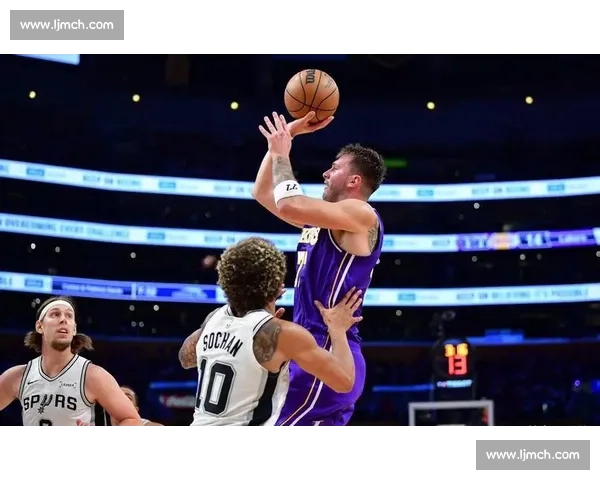 湖人凭借高效进攻压制热火数据东契奇表现抢眼力克对手