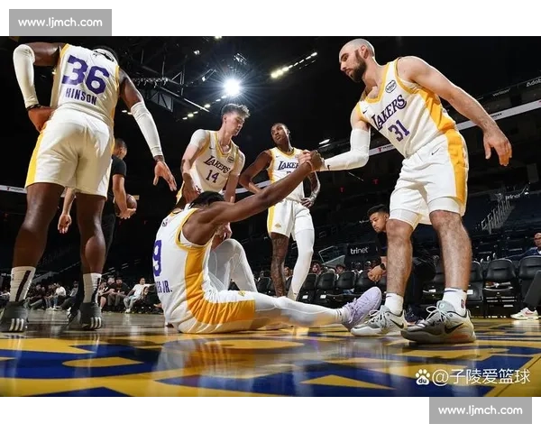 热火对阵湖人历史战绩解析与关键胜负走势盘点赛季对比与核心球员影响评估